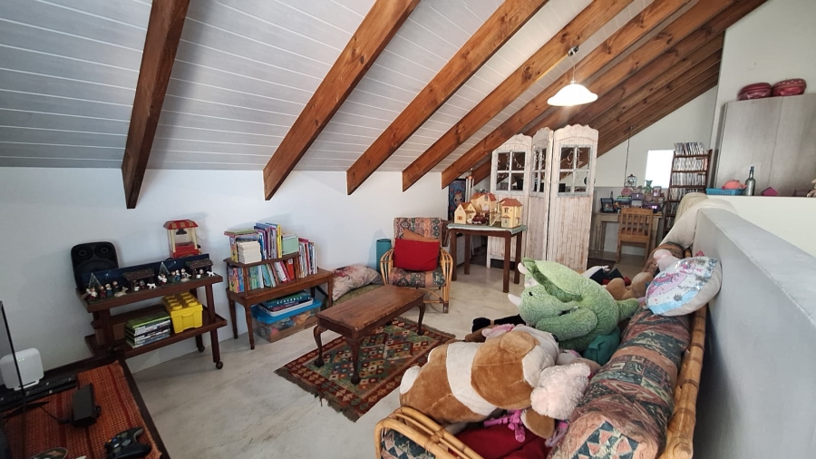 3 Bedroom Property for Sale in Stilbaai Oos Western Cape